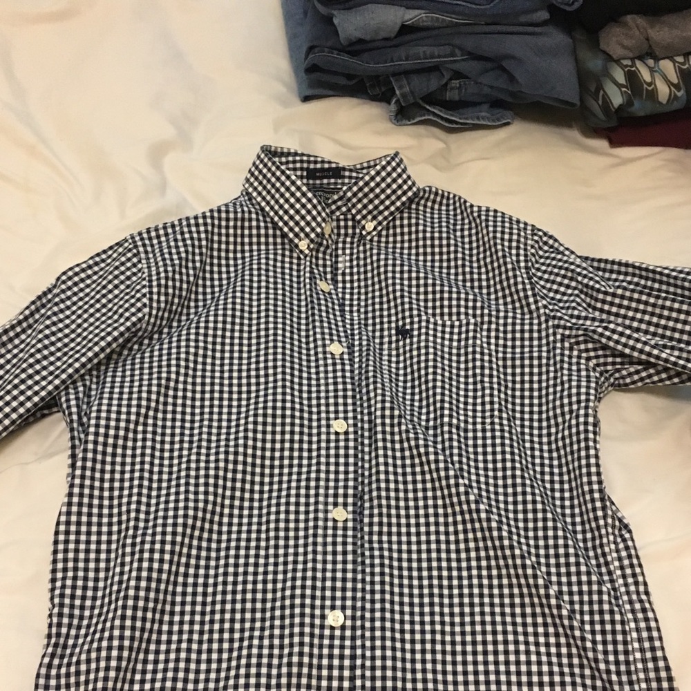 Men’s Abercrombie and Fitch button up shirt